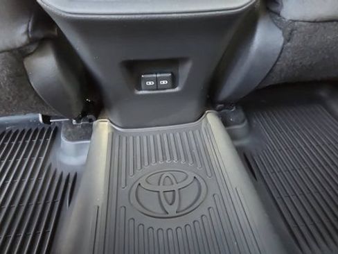 Certified 2025 Toyota RAV4 XLE AWD/4WD image 12