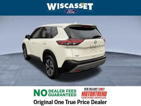Used 2023 Nissan Rogue SV image 24