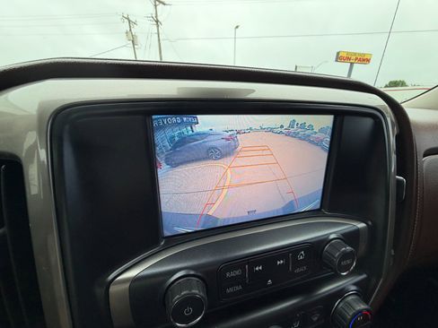 Used 2016 Chevrolet Silverado 2500 High Country w/ Duramax Plus Package AWD/4WD image 19