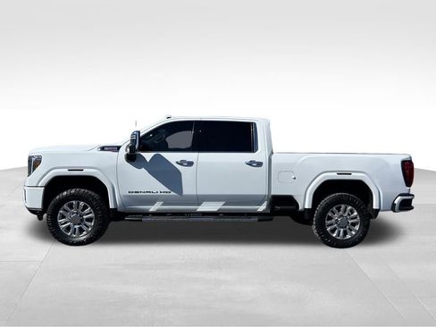 Used 2023 GMC Sierra 3500 Denali w/ Denali Ultimate Package image 15