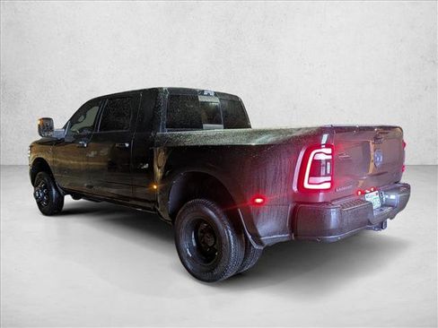 Used 2023 RAM 3500 Laramie w/ Night Edition image 8