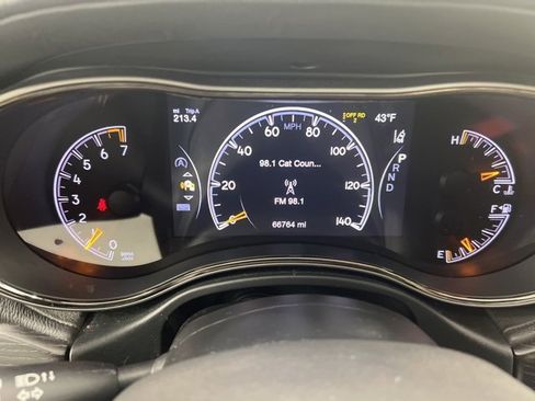 Used 2020 Jeep Grand Cherokee High Altitude image 18