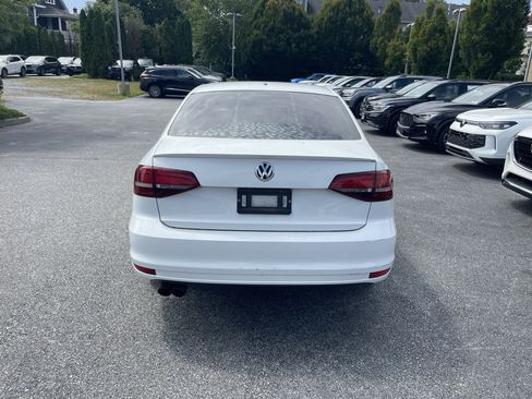 Used 2018 Volkswagen Jetta Wolfsburg Edition FWD image 6