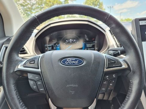 Used 2023 Ford Edge SEL AWD/4WD image 18