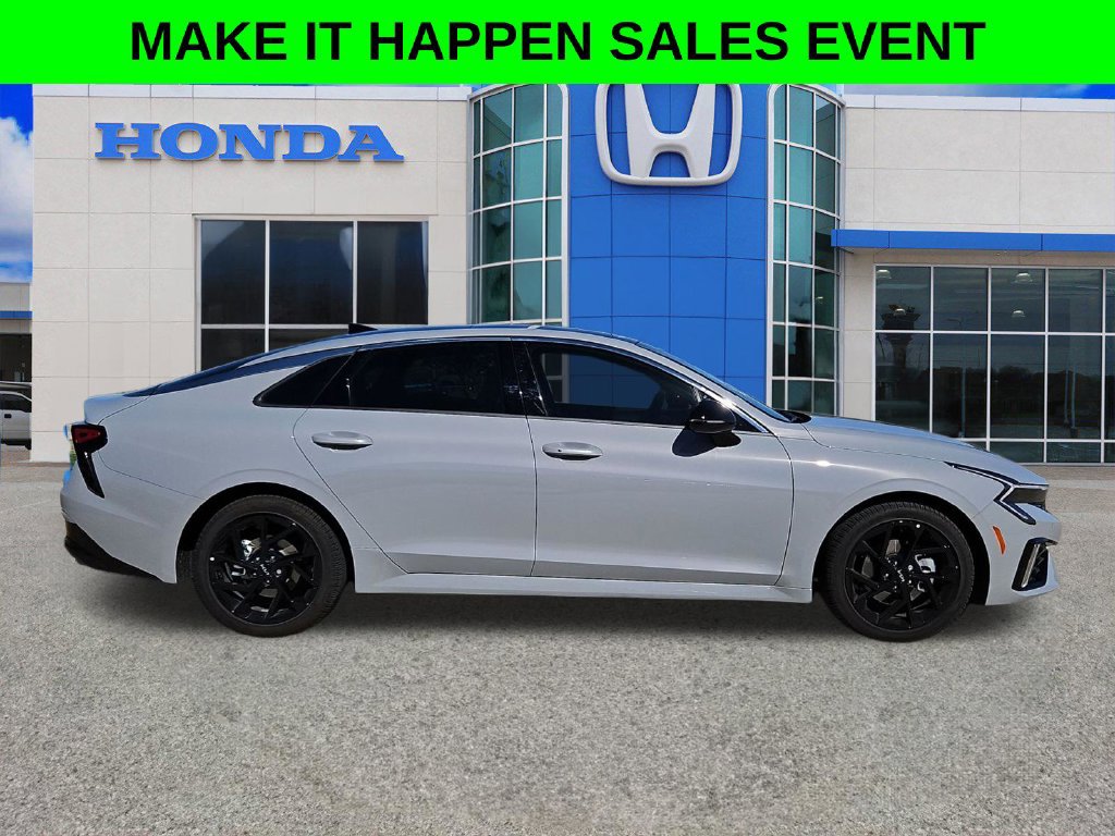 Used 2026 Kia K5 GT-Line w/ GT-Line Premium Package FWD image 11