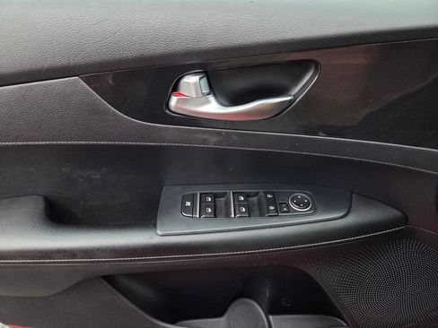Used 2020 Kia Forte GT-Line FWD image 19