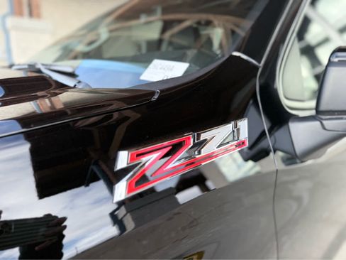 Certified 2025 Chevrolet Silverado 1500 RST w/ Convenience Package II image 7