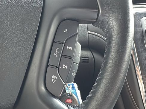 Used 2017 Buick Enclave Premium w/ Experience Buick Package AWD/4WD image 13