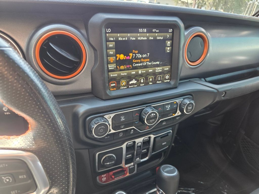 Used 2022 Jeep Gladiator Mojave w/ Trailer Tow Package AWD/4WD image 23