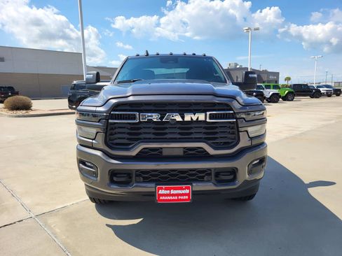 New 2025 RAM 3500 Lone Star image 8