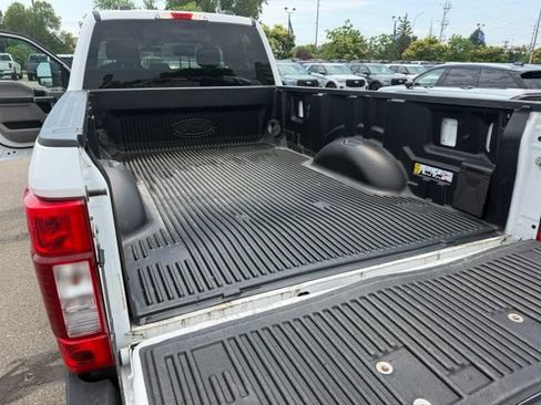 Used 2020 Ford F250 XLT w/ FX4 Off-Road Package AWD/4WD image 21