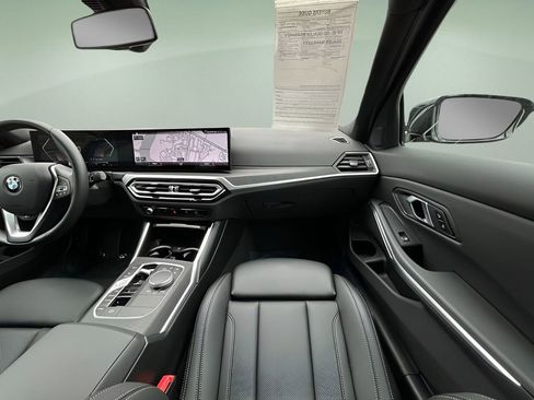 Used 2024 BMW 330i xDrive Sedan w/ Convenience Package image 21