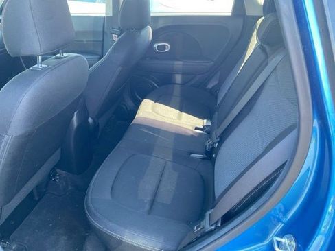 Used 2018 Kia Soul + FWD image 14