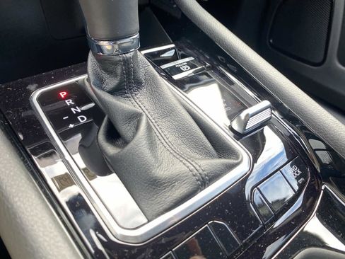 New 2026 Jeep Compass Limited image 14