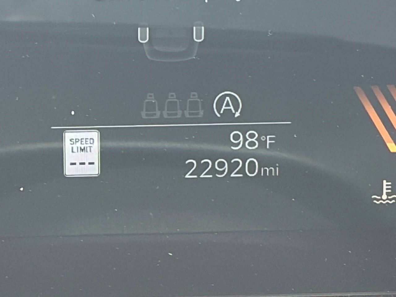 Used 2026 Kia Sportage LX FWD image 12