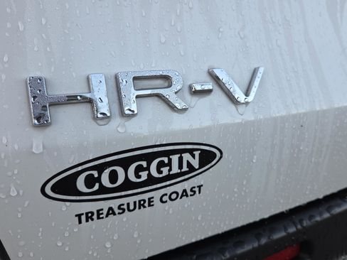 Used 2024 Honda HR-V LX image 17