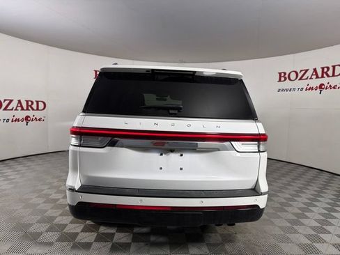 Certified 2024 Lincoln Navigator Reserve AWD/4WD image 7