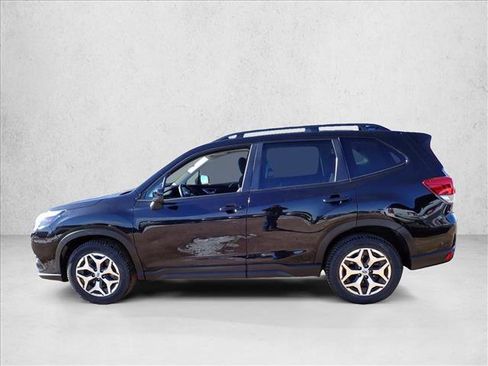 Certified 2023 Subaru Forester Premium image 2
