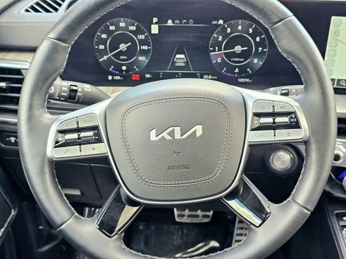 Used 2025 Kia Telluride SX Prestige AWD/4WD image 33