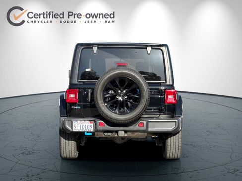 Used 2023 Jeep Wrangler Unlimited Sahara AWD/4WD image 5