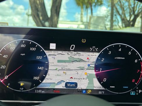 Used 2024 Mercedes-Benz S 580 4MATIC Sedan image 47