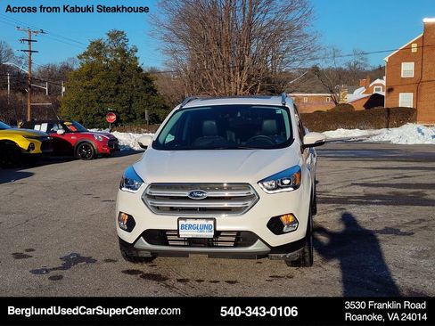 Used 2019 Ford Escape Titanium image 9