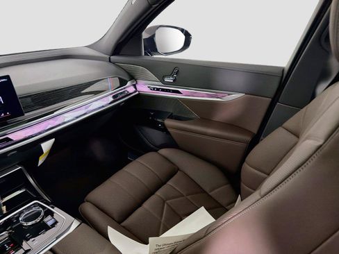 New 2026 BMW 750e xDrive w/ Executive Package AWD/4WD image 23