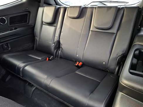 Certified 2023 Subaru Ascent Touring image 11