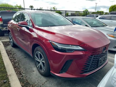 Used 2024 Lexus RX 350 FWD w/ Technology Package image 2