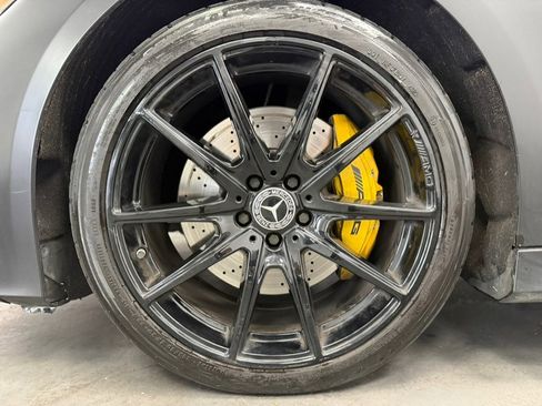 Used 2015 Mercedes-Benz S 550 4MATIC Coupe w/ Sport Package image 77