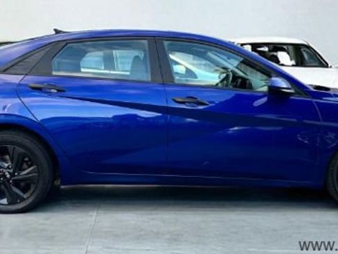 Used 2021 Hyundai Elantra SEL w/ Cargo Package image 6