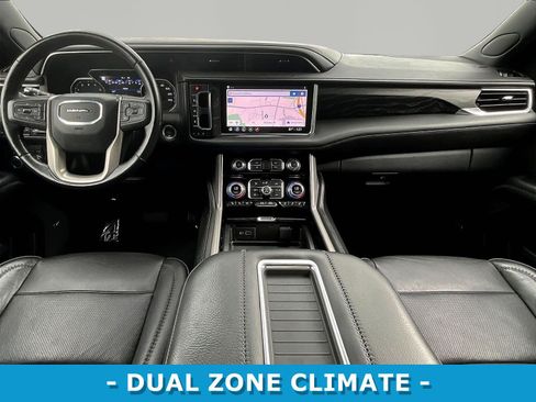 Used 2021 GMC Yukon XL Denali w/ Denali Premium Package AWD/4WD image 7