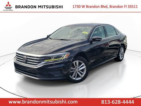 Used 2020 Volkswagen Passat 2.0T SE FWD image 2
