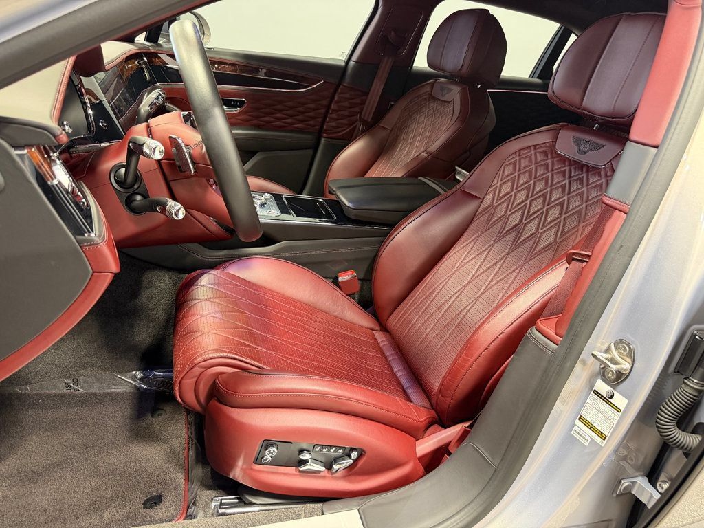 Used 2022 Bentley Flying Spur W12 AWD/4WD image 7