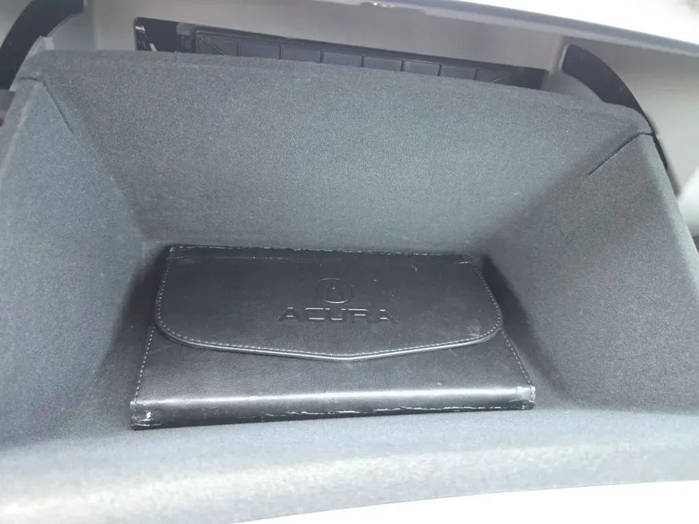 Used 2017 Acura ILX FWD image 36