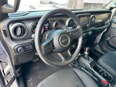 Used 2021 Jeep Wrangler Sport image 10