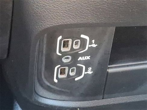 Used 2023 RAM 3500 Tradesman w/ Chrome Appearance Group image 22