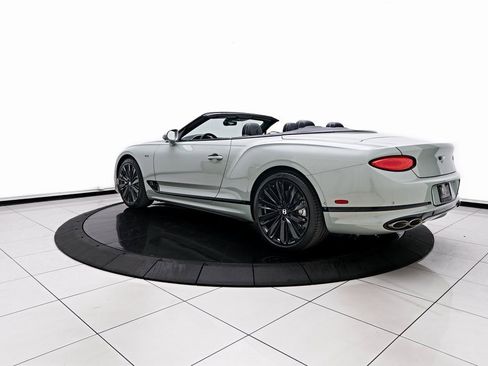 Used 2024 Bentley Continental GT Speed image 18