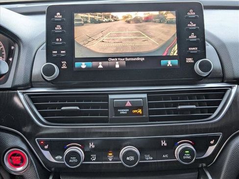 Used 2018 Honda Accord EX image 14