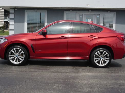 Used 2015 BMW X6 xDrive50i w/ Executive Package AWD/4WD image 8