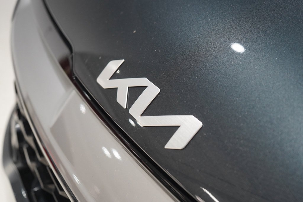 Used 2023 Kia Sportage EX FWD image 11