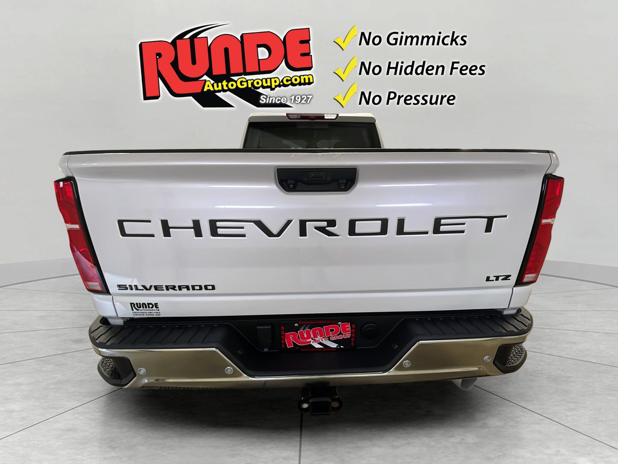 Used 2024 Chevrolet Silverado 2500 LTZ w/ LTZ Convenience Package AWD/4WD image 5