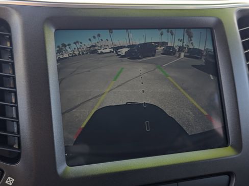 Used 2020 Jeep Cherokee Trailhawk w/ Comfort/Convenience Group image 11