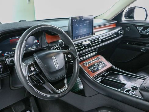 Used 2024 Lincoln Aviator Reserve w/ Jet Package RWD image 23