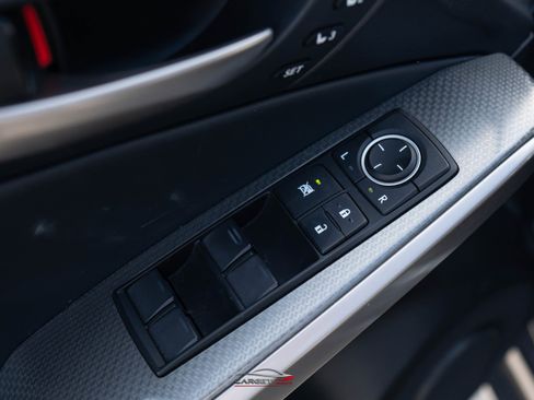 Used 2018 Lexus IS 300 F Sport image 40