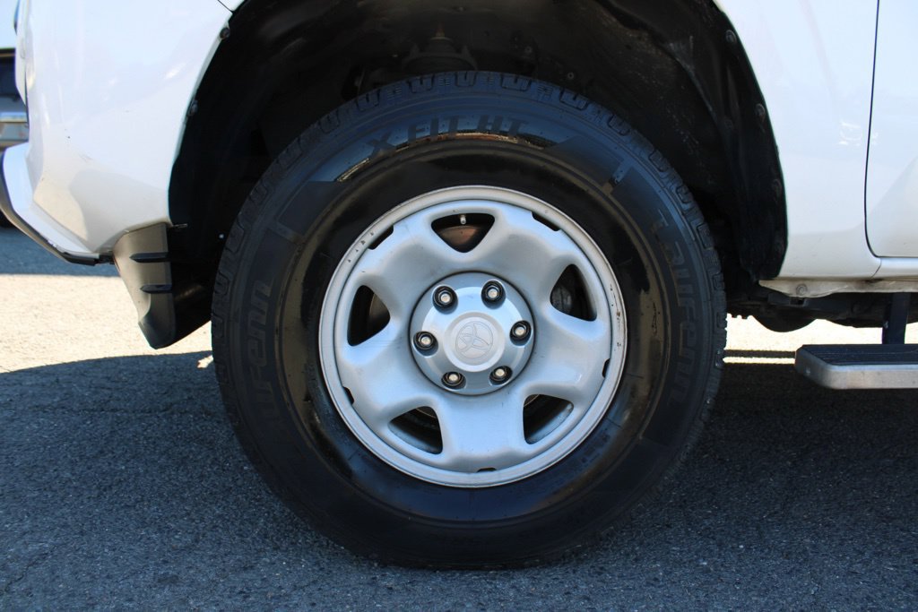 Used 2021 Toyota Tacoma SR w/ SR Convenience Package RWD image 21