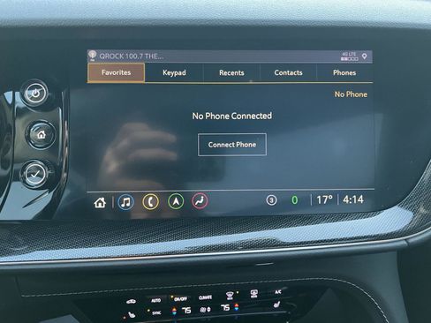 Used 2021 Buick Envision Essence w/ Technology Package I image 31