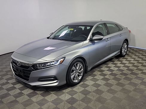 Used 2018 Honda Accord LX image 10