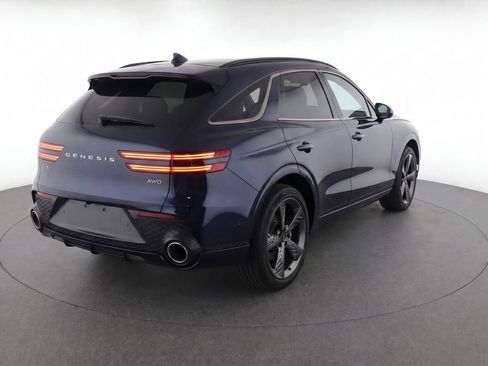 Used 2023 Genesis GV70 2.5T w/ Sport Prestige Package AWD/4WD image 4