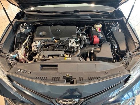 Used 2018 Toyota Camry LE FWD image 23
